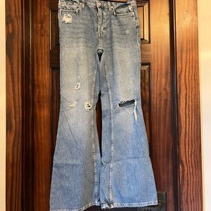 Free People Size 27 100% Cotton Distressed Flared Jeans